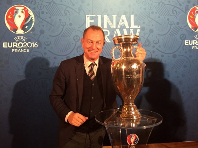 (Italiano) Verso Euro 2016, Albania: il miracolo di De Biasi e l’esordio all’Europeo
